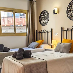 https://hostal-dinamarca.balearic-islands.net