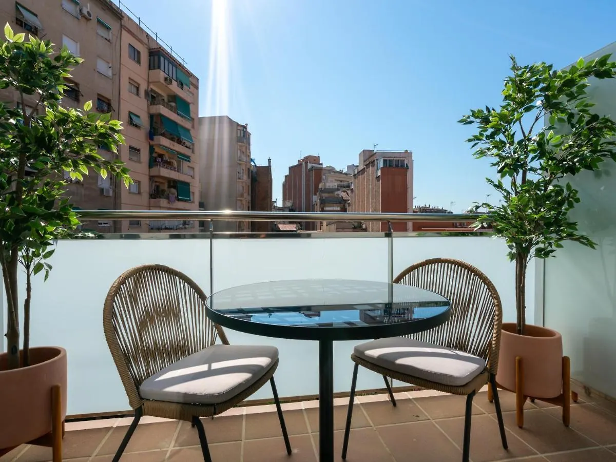 Limehome Barcelona Carrer De Besalu 82