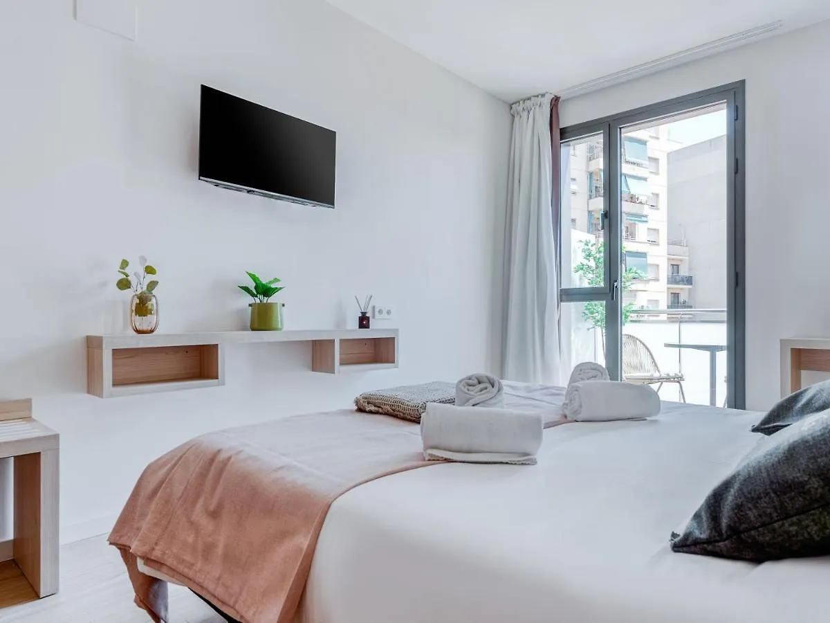 Limehome Barcelona Carrer De Besalu 82 0*,  スペイン