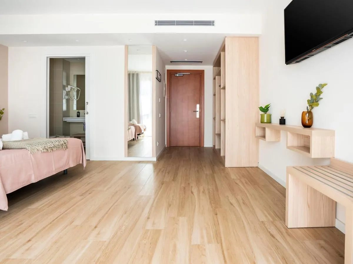 ホテル Limehome Barcelona Carrer De Besalu 82 スペイン