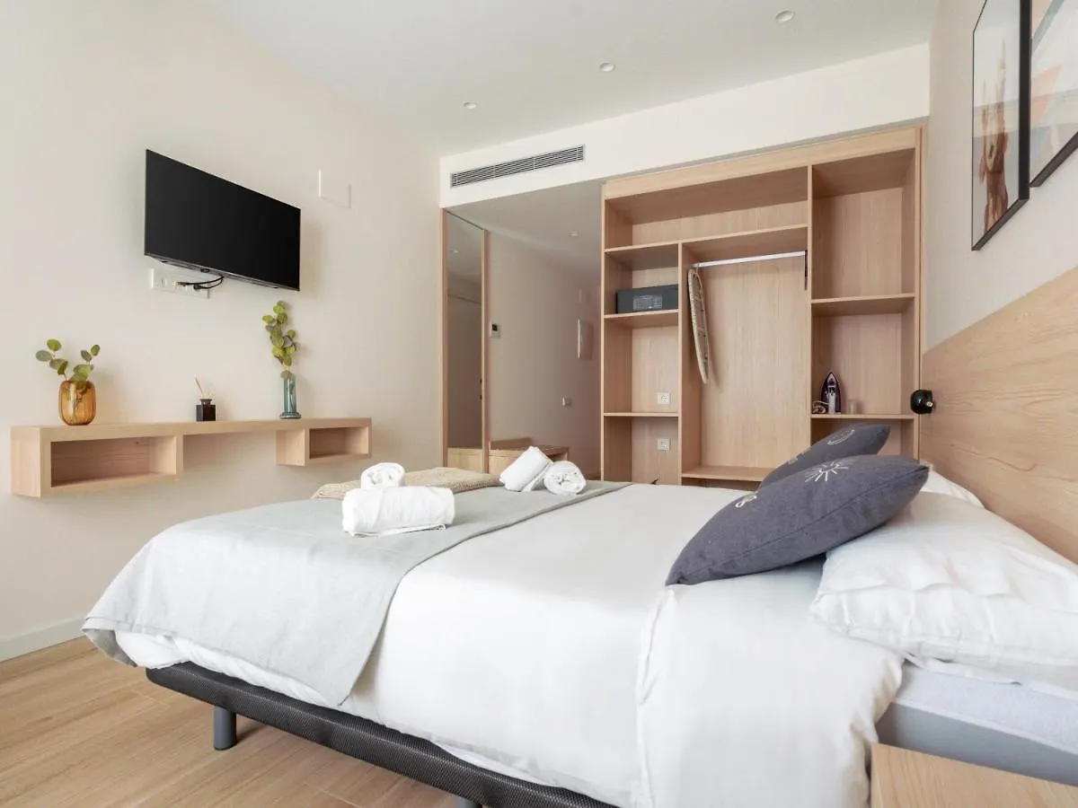 Limehome Barcelona Carrer De Besalu 82 0*,  Spanien